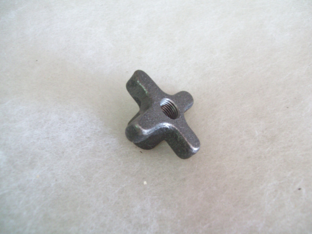 HOBART 8141,84141,8142,84142 BLADE SHAFT KNOB